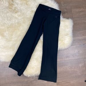 NIKE straight leggings